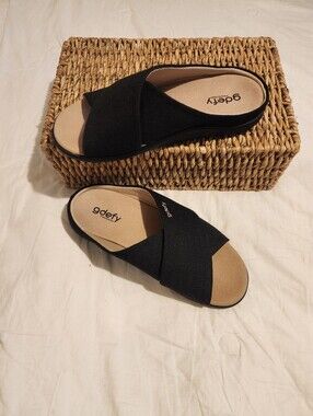 Gdefy By Gravity Women's Black Cross-Band Mule Slides Sz 9.5/10